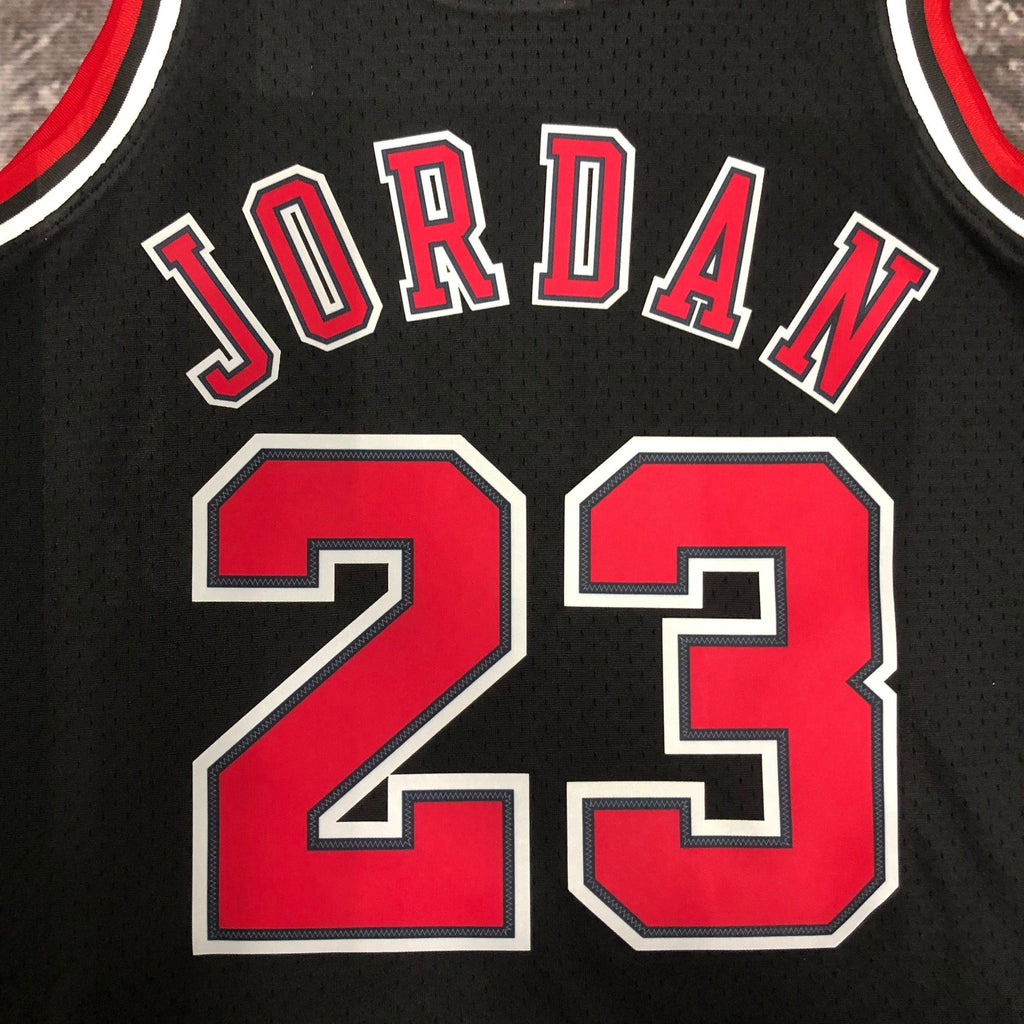 Jersey Swingman Chicago Bulls Mitchell & Ness Hardwood Classics 1997/98 Black