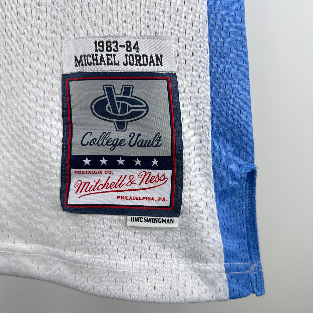 Jersey Swingman Michael Jordan University Of North Carolina Mitchell & Ness Hardwood Classics 1983